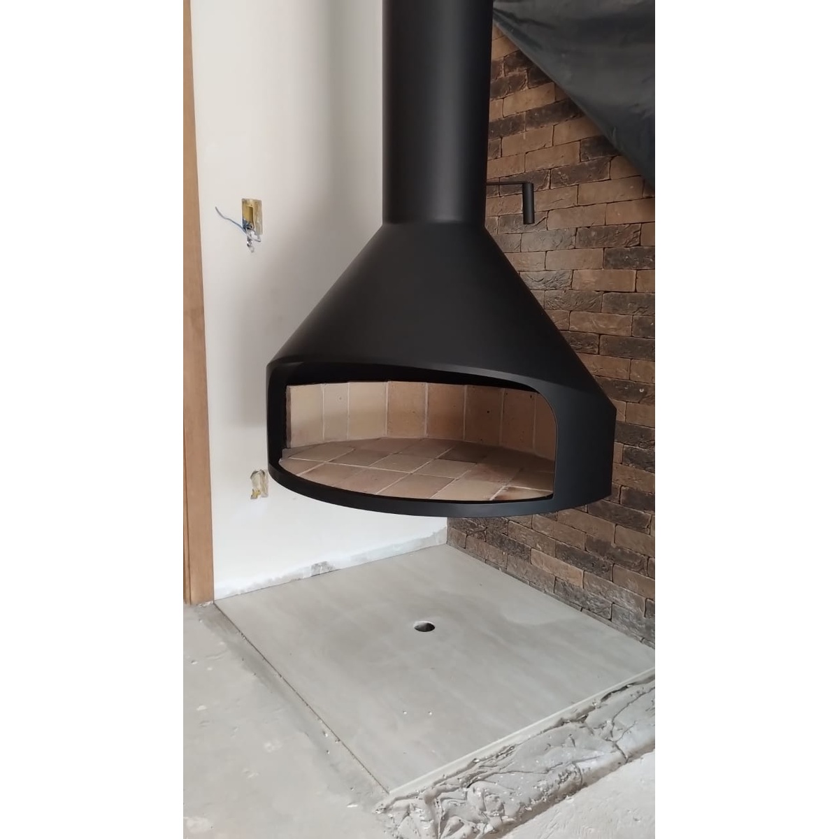 Lareira Suspensa - Coifas e Grills