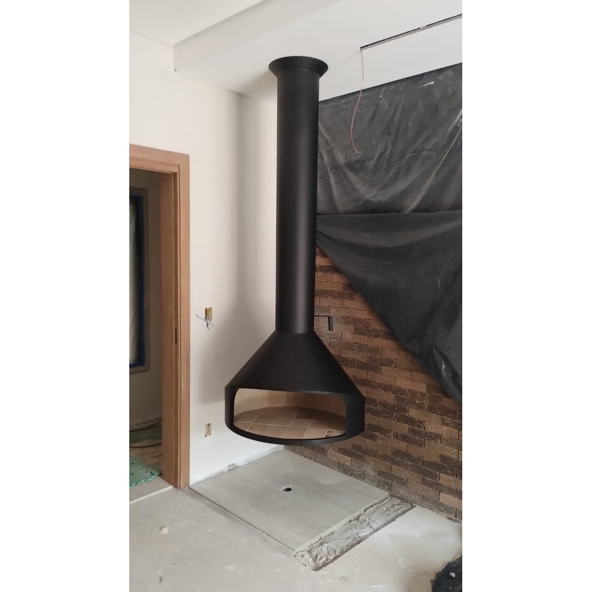 Lareira Suspensa - Coifas e Grills