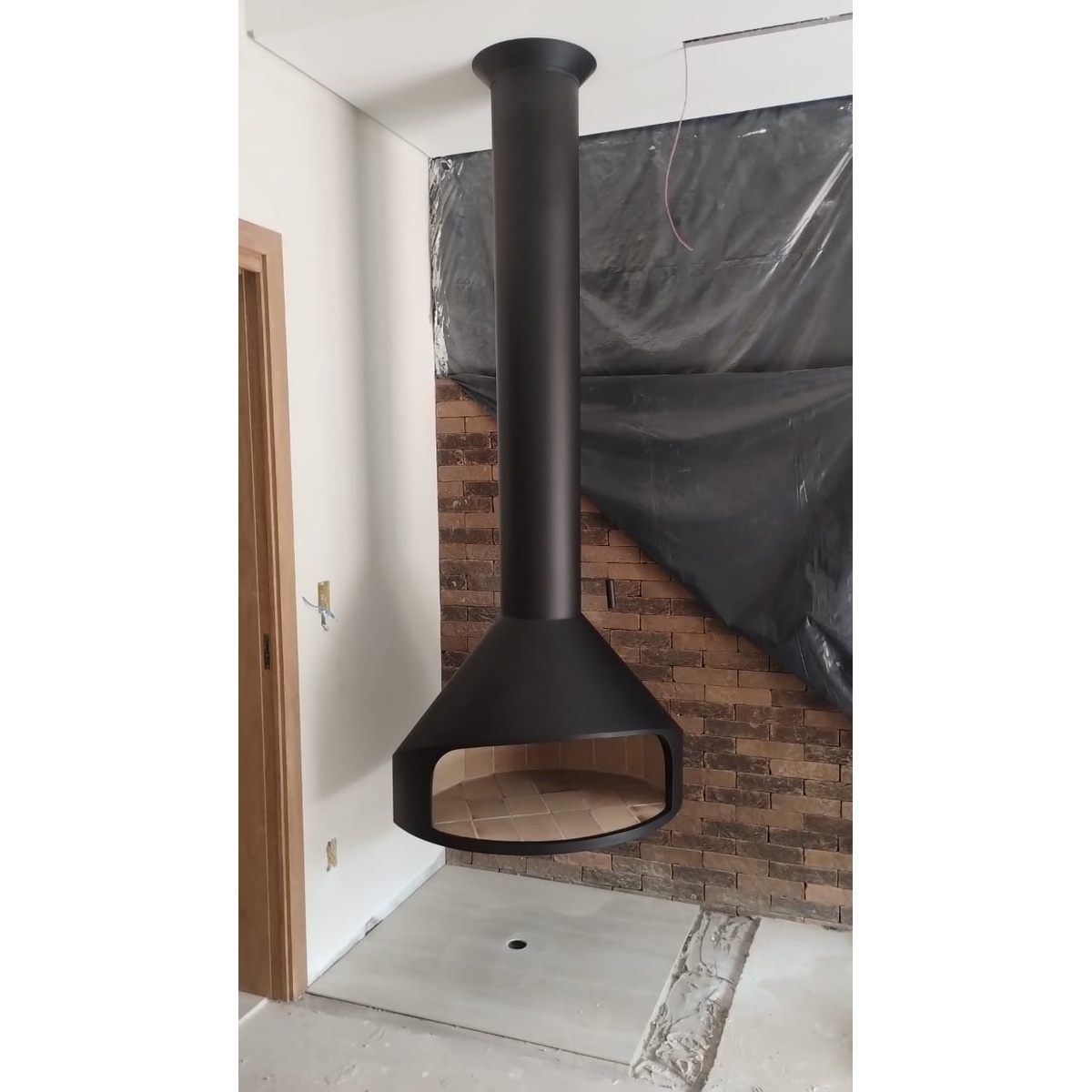 Lareira Suspensa - Coifas e Grills